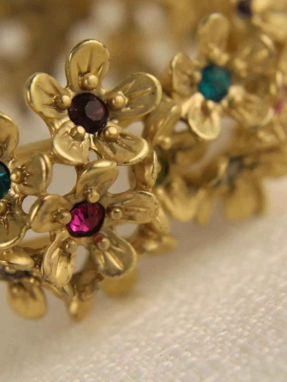 Boho Garden Botanical Multi-Color Crystal Flower Cluster Stretch Bracelet